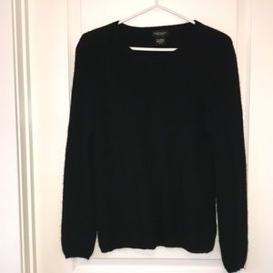 Lord & Taylor Black Cashmere Sweater